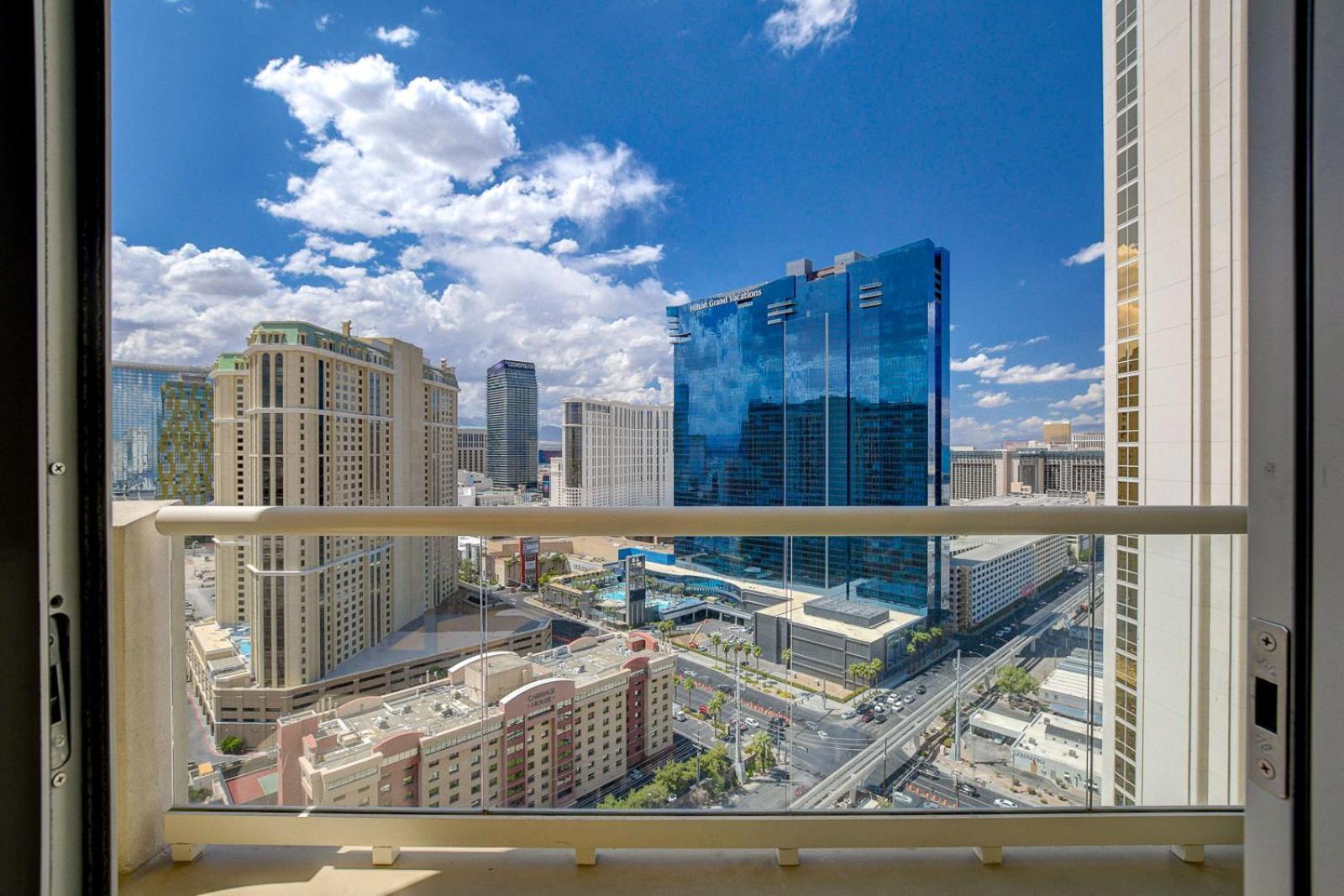 Premium Suite Mgm Signature High Flr Balcony Strip View Las Vegas Exterior foto