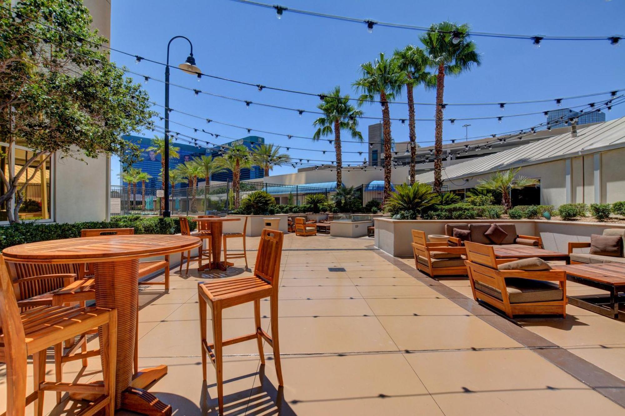 Premium Suite Mgm Signature High Flr Balcony Strip View Las Vegas Exterior foto